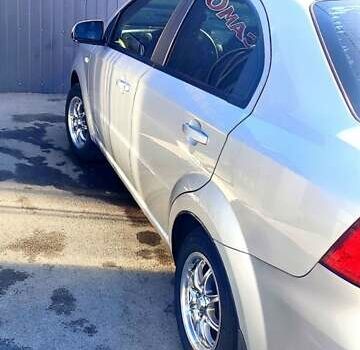 Шевроле Авео, об'ємом двигуна 1.6 л та пробігом 187 тис. км за 4200 $, фото 2 на Automoto.ua