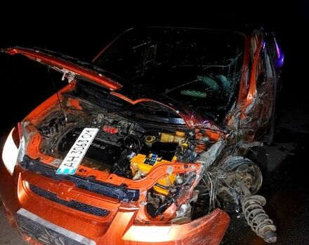 Шевроле Авео, объемом двигателя 16 л и пробегом 194 тыс. км за 1000 $, фото 3 на Automoto.ua