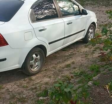Шевроле Авео, об'ємом двигуна 1.6 л та пробігом 225 тис. км за 4200 $, фото 5 на Automoto.ua