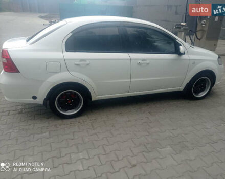 Шевроле Авео, об'ємом двигуна 1.6 л та пробігом 221 тис. км за 4200 $, фото 4 на Automoto.ua