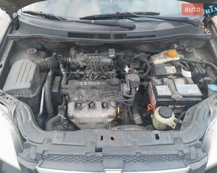 Шевроле Авео, объемом двигателя 1.5 л и пробегом 250 тыс. км за 3500 $, фото 13 на Automoto.ua