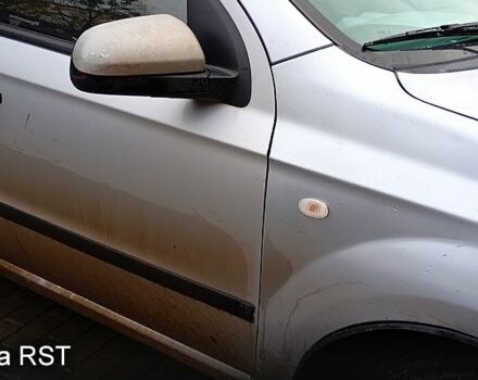 Шевроле Авео, об'ємом двигуна 1.5 л та пробігом 200 тис. км за 3000 $, фото 2 на Automoto.ua