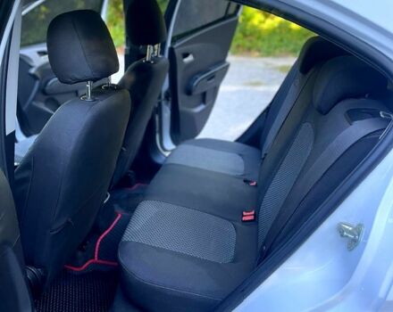 Шевроле Авео, объемом двигателя 1.6 л и пробегом 180 тыс. км за 6000 $, фото 6 на Automoto.ua