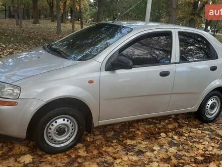 Шевроле Авео 2004 в Яготине на Automoto.ua Шевроле Авео, объемом двигателя 1.5 л и пробегом 240 тыс. км за 2300 $, фото 1 на Automoto.ua