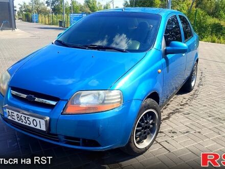 Шевроле Авео, объемом двигателя 1.5 л и пробегом 300 тыс. км за 2000 $, фото 1 на Automoto.ua
