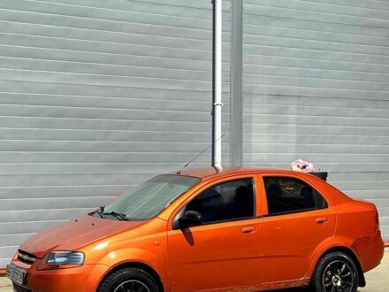 Шевроле Авео, объемом двигателя 1.5 л и пробегом 300 тыс. км за 1550 $, фото 1 на Automoto.ua