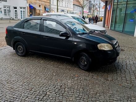 Шевроле Авео, объемом двигателя 1.5 л и пробегом 185 тыс. км за 3600 $, фото 1 на Automoto.ua