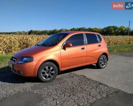 Желтый Шевроле Авео, объемом двигателя 1.6 л и пробегом 190 тыс. км за 3400 $, фото 7 на Automoto.ua