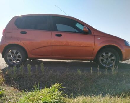 Желтый Шевроле Авео, объемом двигателя 1.5 л и пробегом 188 тыс. км за 3600 $, фото 5 на Automoto.ua