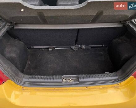 Желтый Шевроле Авео, объемом двигателя 1.2 л и пробегом 188 тыс. км за 3950 $, фото 18 на Automoto.ua