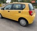 Желтый Шевроле Авео, объемом двигателя 1.2 л и пробегом 188 тыс. км за 3950 $, фото 3 на Automoto.ua