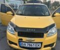 Желтый Шевроле Авео, объемом двигателя 1.21 л и пробегом 196 тыс. км за 4500 $, фото 3 на Automoto.ua
