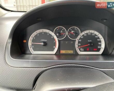 Желтый Шевроле Авео, объемом двигателя 1.2 л и пробегом 188 тыс. км за 3950 $, фото 33 на Automoto.ua