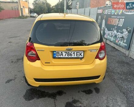 Желтый Шевроле Авео, объемом двигателя 1.21 л и пробегом 196 тыс. км за 4500 $, фото 1 на Automoto.ua