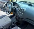 Жовтий Шевроле Авео, об'ємом двигуна 1.2 л та пробігом 200 тис. км за 4500 $, фото 3 на Automoto.ua
