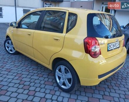 Желтый Шевроле Авео, объемом двигателя 1.21 л и пробегом 145 тыс. км за 4250 $, фото 7 на Automoto.ua