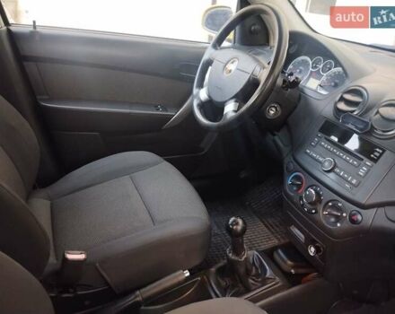 Желтый Шевроле Авео, объемом двигателя 1.21 л и пробегом 145 тыс. км за 4250 $, фото 25 на Automoto.ua