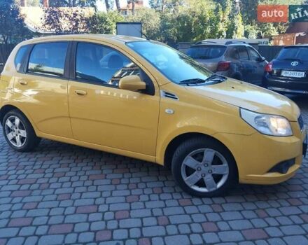 Желтый Шевроле Авео, объемом двигателя 1.21 л и пробегом 145 тыс. км за 4250 $, фото 6 на Automoto.ua