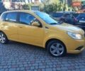 Желтый Шевроле Авео, объемом двигателя 1.21 л и пробегом 145 тыс. км за 4250 $, фото 6 на Automoto.ua