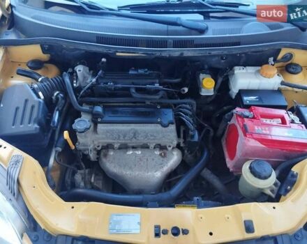 Желтый Шевроле Авео, объемом двигателя 1.21 л и пробегом 145 тыс. км за 4250 $, фото 26 на Automoto.ua