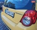 Желтый Шевроле Авео, объемом двигателя 1.21 л и пробегом 145 тыс. км за 4250 $, фото 10 на Automoto.ua