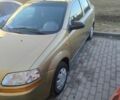 Жовтий Шевроле Авео, об'ємом двигуна 1.4 л та пробігом 270 тис. км за 2100 $, фото 1 на Automoto.ua