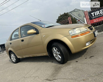 Жовтий Шевроле Авео, об'ємом двигуна 1.5 л та пробігом 248 тис. км за 2499 $, фото 7 на Automoto.ua