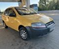 Желтый Шевроле Авео, объемом двигателя 0 л и пробегом 400 тыс. км за 1756 $, фото 1 на Automoto.ua
