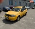 Жовтий Шевроле Авео, об'ємом двигуна 1.5 л та пробігом 225 тис. км за 2100 $, фото 1 на Automoto.ua