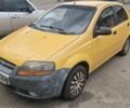 Жовтий Шевроле Авео, об'ємом двигуна 1.5 л та пробігом 370 тис. км за 1700 $, фото 1 на Automoto.ua