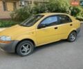 Желтый Шевроле Авео, объемом двигателя 1.5 л и пробегом 149 тыс. км за 2700 $, фото 1 на Automoto.ua