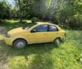 Желтый Шевроле Авео, объемом двигателя 1.5 л и пробегом 400 тыс. км за 1320 $, фото 1 на Automoto.ua