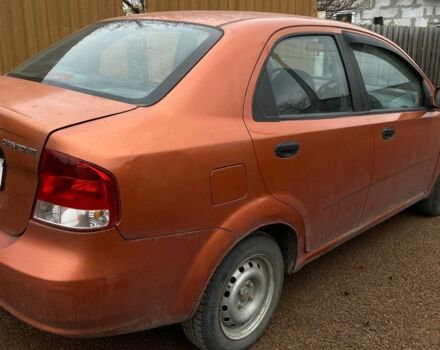 Желтый Шевроле Авео, объемом двигателя 1.5 л и пробегом 584 тыс. км за 2150 $, фото 2 на Automoto.ua