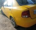 Жовтий Шевроле Авео, об'ємом двигуна 1.5 л та пробігом 275 тис. км за 1300 $, фото 1 на Automoto.ua