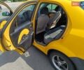 Жовтий Шевроле Авео, об'ємом двигуна 1.5 л та пробігом 200 тис. км за 1700 $, фото 5 на Automoto.ua
