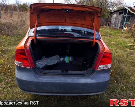 Желтый Шевроле Авео, объемом двигателя 1.5 л и пробегом 0 тыс. км за 2700 $, фото 2 на Automoto.ua