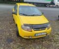 Желтый Шевроле Авео, объемом двигателя 1.5 л и пробегом 230 тыс. км за 1402 $, фото 1 на Automoto.ua