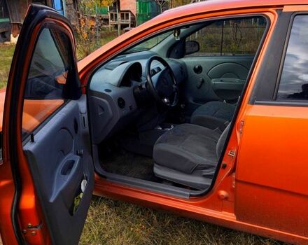 Желтый Шевроле Авео, объемом двигателя 1.5 л и пробегом 0 тыс. км за 2700 $, фото 3 на Automoto.ua