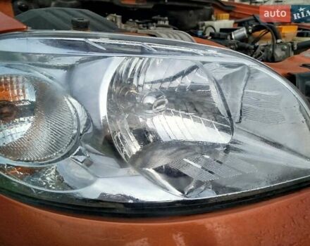 Жовтий Шевроле Авео, об'ємом двигуна 1.5 л та пробігом 106 тис. км за 4550 $, фото 12 на Automoto.ua