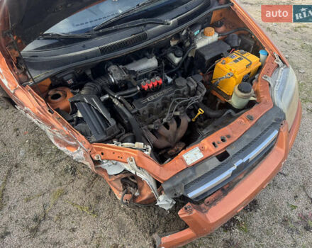 Жовтий Шевроле Авео, об'ємом двигуна 1.5 л та пробігом 179 тис. км за 1250 $, фото 9 на Automoto.ua