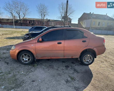 Жовтий Шевроле Авео, об'ємом двигуна 1.5 л та пробігом 179 тис. км за 1250 $, фото 1 на Automoto.ua