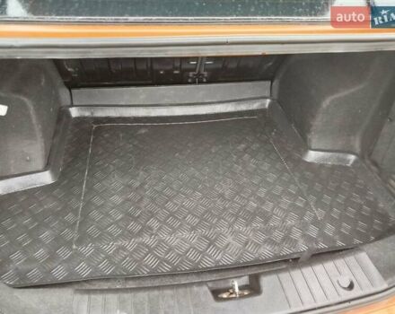 Жовтий Шевроле Авео, об'ємом двигуна 1.5 л та пробігом 106 тис. км за 4550 $, фото 6 на Automoto.ua