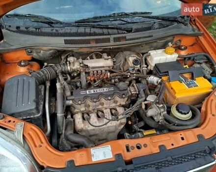 Жовтий Шевроле Авео, об'ємом двигуна 1.5 л та пробігом 106 тис. км за 4550 $, фото 7 на Automoto.ua