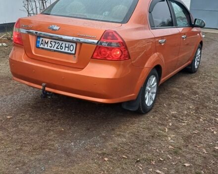 Желтый Шевроле Авео, объемом двигателя 1.6 л и пробегом 175 тыс. км за 3800 $, фото 2 на Automoto.ua