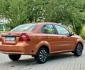 Желтый Шевроле Авео, объемом двигателя 1.6 л и пробегом 168 тыс. км за 3750 $, фото 2 на Automoto.ua