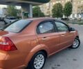 Желтый Шевроле Авео, объемом двигателя 1.6 л и пробегом 183 тыс. км за 3850 $, фото 3 на Automoto.ua