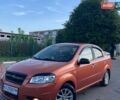 Желтый Шевроле Авео, объемом двигателя 1.6 л и пробегом 183 тыс. км за 3850 $, фото 1 на Automoto.ua