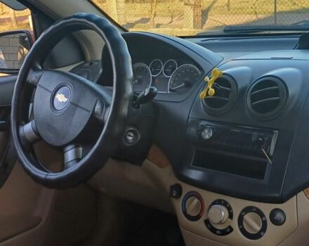 Желтый Шевроле Авео, объемом двигателя 1.6 л и пробегом 175 тыс. км за 3800 $, фото 11 на Automoto.ua