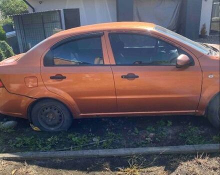 Жовтий Шевроле Авео, об'ємом двигуна 1.5 л та пробігом 187 тис. км за 1500 $, фото 6 на Automoto.ua