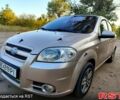 Желтый Шевроле Авео, объемом двигателя 1.6 л и пробегом 191 тыс. км за 4950 $, фото 1 на Automoto.ua